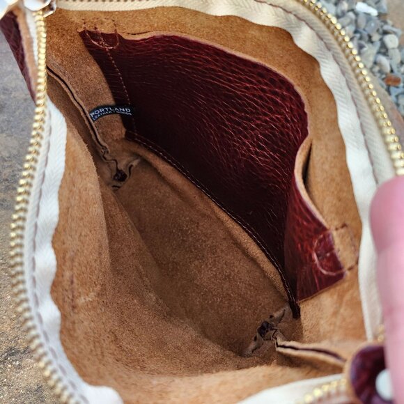 Portland Leather Cinnamon Bear Festival Bag Crossbody Rich Pebbled Leather - Picture 5 of 10